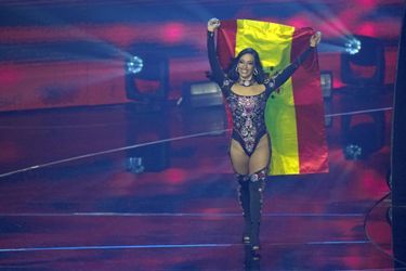L'Espagnole Chanel sur la scène de l'Eurovision.