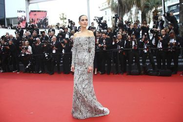 Jennifer Connelly - Montée des marches du film « Top Gun : Maverick » lors du 75ème Festival International du Film de Cannes. Le 18 mai 2022