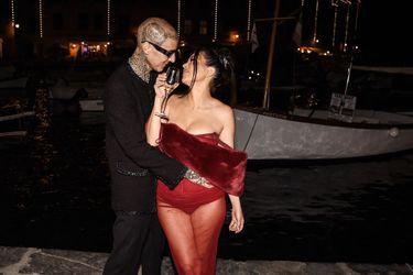 Kourtney Kardashian et son mari Travis Barker à Portofino, en Italie, le 20 mai 2022.