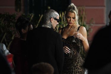 Travis Barker et sa belle-soeur Khloé Kardashian à Portofino, en Italie, le 20 mai 2022.
