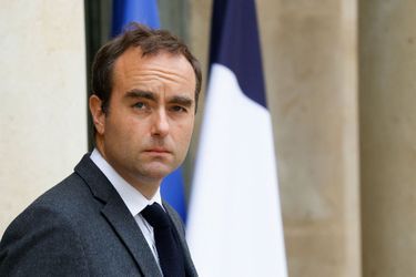 Le ministre français de la Défense Sébastien Lecornu