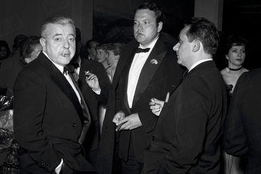 Avec Jacques Prévert et Orson Welles, lors du 6e Festival de Cannes, en 1953.