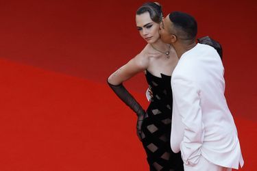 Cara Delevingne et Olivier Rousteing - Montée des marches du film «L'Innocent» au Festival de Cannes, le 24 mai 2022. 