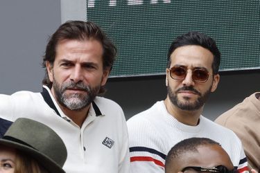 Grégory Fitoussi et Tarek Boudali dans les tribunes de Roland Garros, le week-end du 28 et 29 mai 2022, à Paris.