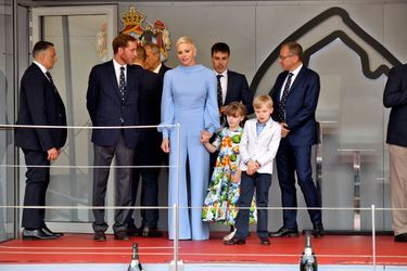 La princesse Charlene de Monaco, la princesse Gabriella de Monaco, Louis Ducruet et le prince Jacques de Monaco au podium du Grand Prix de Monaco 2022 de F1, à Monaco, le 29 mai 2022. 