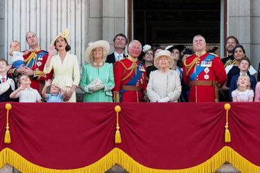  La famille royale au balcon du palais de Buckingham lors de la parade Trooping the Colour célébrant le 93ème anniversaire de la reine Elisabeth II, à Londres, le 8 juin 2019.