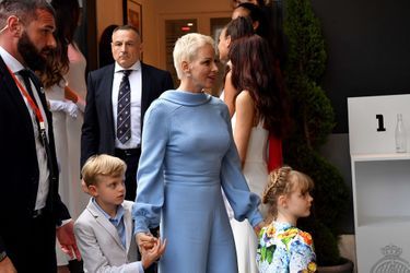 Le prince Jacques et la princesse Gabriella de Monaco avec leur mère la princesse Charlène à Monaco, le 29 mai 2022