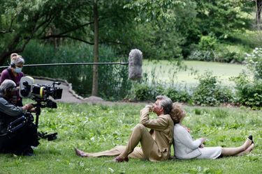 Bradley Cooper et Carey Mulligan sur le tournage de «Maestro», à Central Park, le 31 mai 2022.