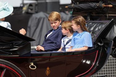 Le prince George, le prince Louis et la princesse Charlotte (enfants du prince William et Kate Middleton) lors de la parade Trooping The Colour célébrant le jubilé de platine d'Elizabeth II, à Londres, le 2 juin 2022.