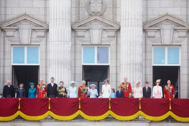La famille royale britannique au balcon du palais de Buckingham lors de la parade Trooping The Colour célébrant le jubilé de platine de la reine. Le 2 juin 2022 à Londres.