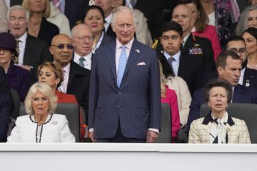 Le prince Charles, Camilla Parker Bowles et la princesse Anne à la parade du Jubilé de platine de la reine Elizabeth II à Londres, le 5 juin 2022