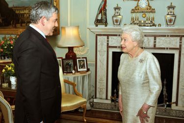 La reine Elizabeth II avec Gordon Brown, le 10 mai 2010