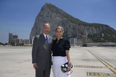La comtesse Sophie de Wessex et le prince Edward avant leur départ de Gibraltar, le 9 juin 2022