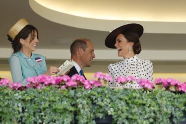 Kate Middleton et le prince William aux courses du Royal Ascot, le 17 juin 2022.