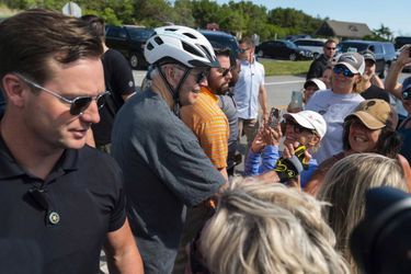 Joe Biden a fait une chute lors d&#039;une sortie à vélo à Rehoboth Beach, dans le Delaware, le 18 juin 2022.