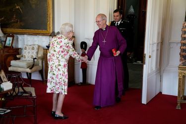 La reine Elizabeth II reçoit Justin Welby, l’archevêque de Canterbury, au château de Windsor, le 21 juin 2022