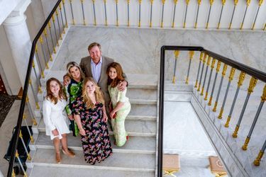La reine Maxima et le roi Willem-Alexander des Pays-Bas avec leurs filles à La Haye, le 24 juin 2022