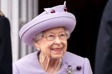Le chapeau de la reine Elizabeth II à Edimbourg, le 28 juin 2022