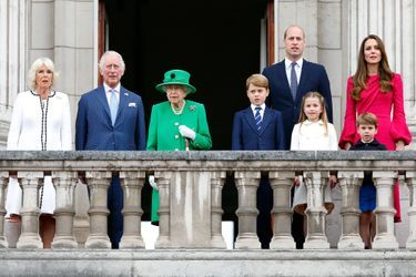 La famille royale au balcon de Buckingham Palace, lors du jubilé d'Elizabeth II.