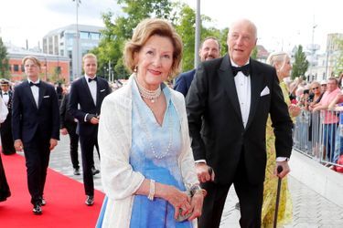 La reine Sonja de Norvège avec la famille royale, le 16 juin 2022 