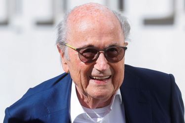 Sepp Blatter à son arrivée au tribunal de Bellinzone, en Suisse.