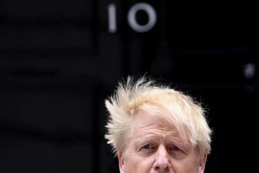 Boris Johnson annonçant son départ, devant le 10 Downing Street, le 7 juillet 2022. 