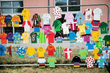 Des maillots et des couleurs à Nyborg, au Danemark, le 2 juillet lors de la deuxième étape. 