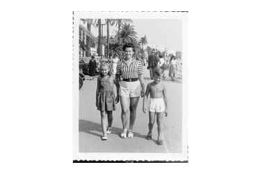 Michel Jonasz: «En 1953, avec ma soeur et ma mère.»