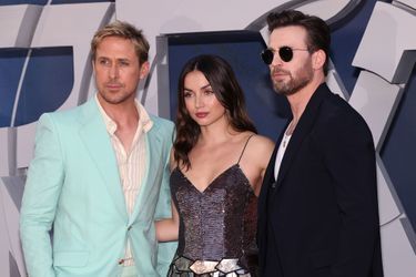 Ryan Gosling, Ana de Armas et Chris Evans à l'avant-première du long-métrage d'action «The Gray Man», à Los Angeles, le 13 juillet 2022.