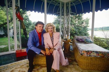 Donald Trump et Ivana, dans leur domaine de Greenwich, en 1987.