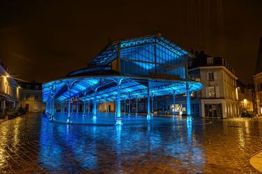 La Halle Billard de Chartres illuminée