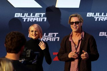 Brad Pitt et Joey King à l'avant-première du film "Bullet Train" à Berlin, le 19 juillet 2022. 