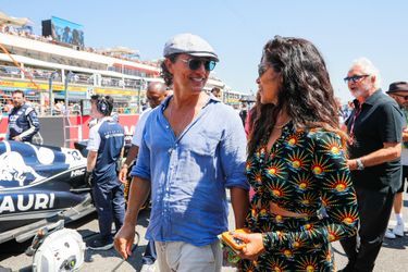 Matthew McConaughey et sa femme Camila Alves McConaughey - Les célébrités lors du Grand Prix de France de Formule 1 (F1) sur le circuit Paul Ricard au Castellet, le 24 juillet 2022.