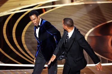 Chris Rock giflé par Will Smith en pleine cérémonie des Oscars, le 27 mars 2022.