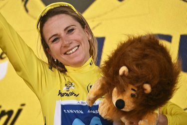 La Néerlandaise Annemiek van Vleuten a remporté le renaissant Tour de France Femmes, au sommet de la Super Planche des Belles dimanche.
