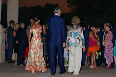 La reine Letizia et le roi Felipe VI d'Espagne avec l'ex-reine Sofia à Palma de Majorque, le 4 août 2022