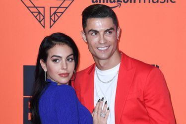 Cristiano Ronaldo et sa compagne Georgina Rodriguez aux MTV Europe Music Awards, à Séville en 2019. 