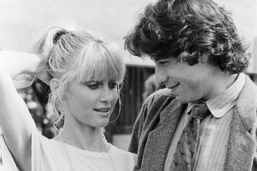 Olivia Newton-John et John Travolta en Angleterre pour la sortie du film Grease en septembre 1978.