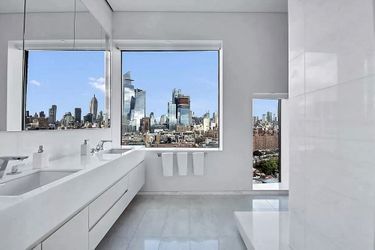 Hugh Jackman s'est offert un penthouse à New-York pour 21 millions de dollars. 