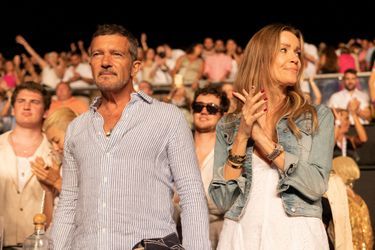 Antonio Banderas et Nicole Kimpel, le 22 août 2022 à Marbella.