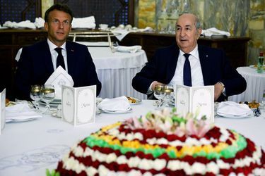 Diner officiel entre Emmanuel Macron et le président algérien Abdelmadjid Tebboune