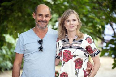 Bernard Campan et Isabelle Carré lors du 15ème Festival du Film Francophone d'Angoulême, le 26 août 2022. 