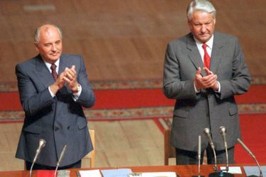 Mikhail Gorbatchev et Boris Eltsine à Moscou en août 1991