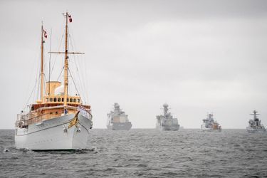 Défilé naval pour la reine Margrethe II de Danemark, sur le Dannebrog, à Korsør le 29 août 2022