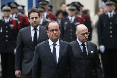 François Hollande et Bernard Cazeneuve le 25 avril 2017.