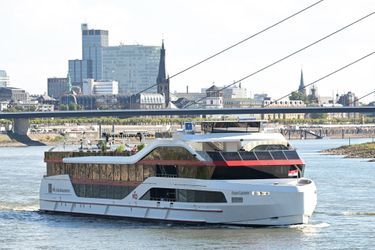 Meghan et Harry ont embarqué sur le «Rhein Galaxie», à Düsseldorf, le 6 septembre 2022.<br />

