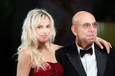 Le réalisateur Paolo Virzì et sa femme Micaela Ramazzotti, à Venise, le 8 septembre 2022. 