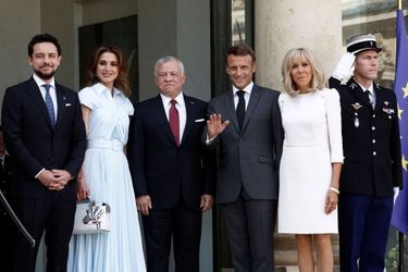 Emmanuel Macron et Brigitte Macron ont reçu ce mercredi à l’Elysée le roi de Jordanie, Abdallah II, et son épouse la reine Rania, venus accompagnés du prince héritier Hussein. 