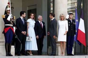 Emmanuel Macron et Brigitte Macron ont reçu ce mercredi à l’Elysée le roi de Jordanie, Abdallah II, et son épouse la reine Rania, venus accompagnés du prince héritier Hussein. 