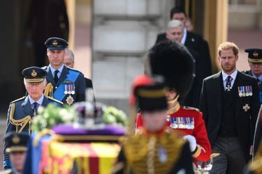 Le prince Harry a perdu le droit de porter l'uniforme militaire après sa décision de quitter ses fonctions royales pour s'installer aux Etats-Unis.